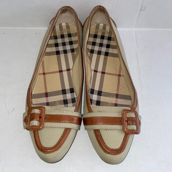 BURBERRY Buckle Flats Womens 7 EU 38 Brown Slip On Leather Trim 11573870 slip on - Picture 1 of 12